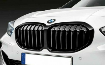 BMW 1 Series F40 Front Kidney Grille - Gloss Black Shadowline