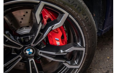 BMW F97 X3M Front Brake Kit (Red/ Blue)