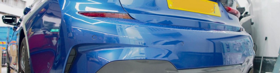 BMW G20 330i M Performance exhaut with carbon tip