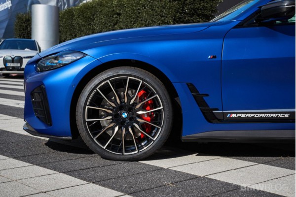 BMW G26 i4 M Performance M Performance Frozen Black Foil Application Kit