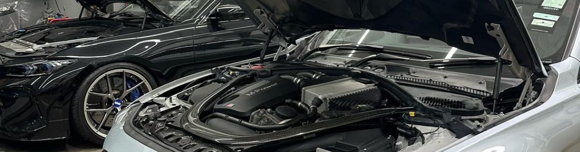 BMW F80 M3 competition 安裝原廠CS Carbon fibre 頭冚