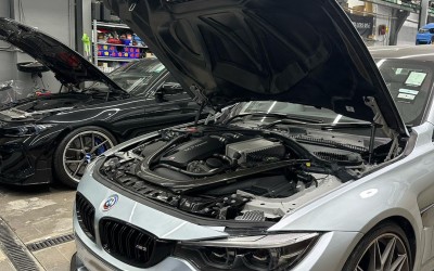 BMW F80 M3 competition 安裝原廠CS Carbon fibre 頭冚