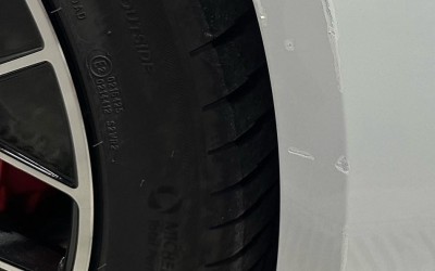 【車身修復：揩花少少，又唔駛全條bumper噴油】