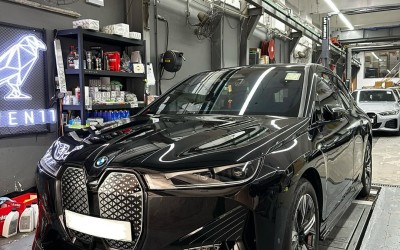 【BMW iX 安裝 future design Carbon fibre body kit】